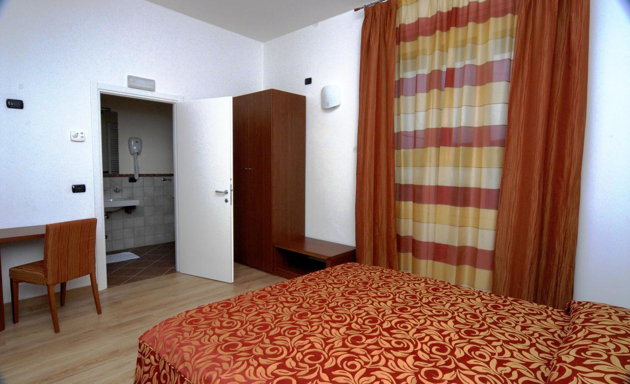 Sermide Hotel Eolo מראה חיצוני תמונה
